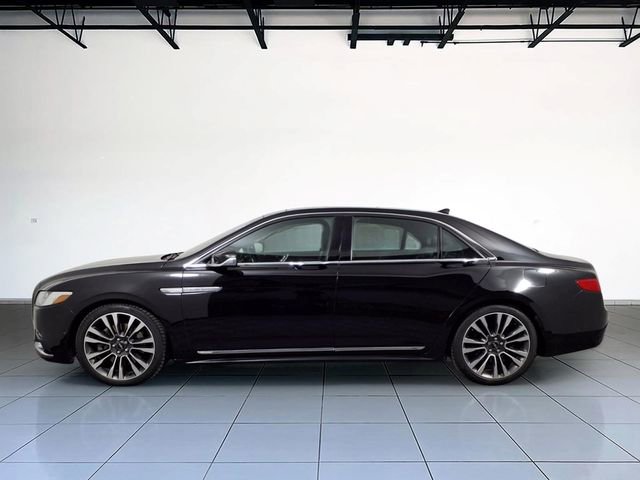 Used 2019 Lincoln Continental Reserve image 2
