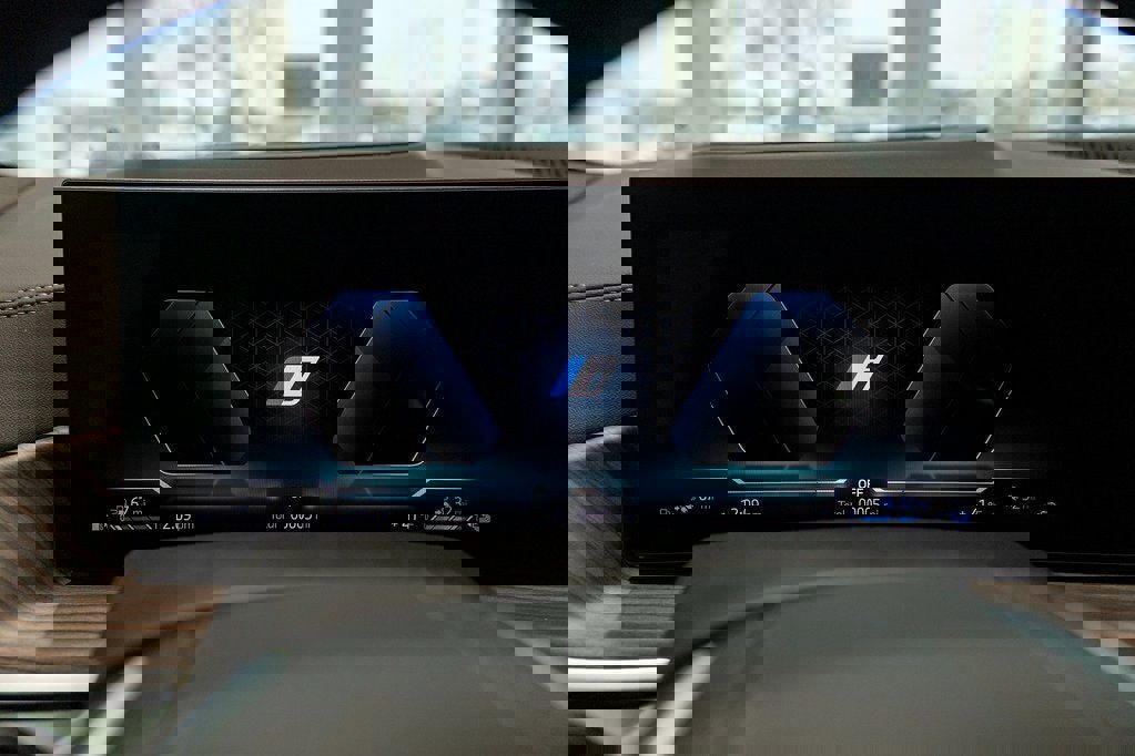 New 2026 BMW X5 xDrive50e w/ Premium Package image 28