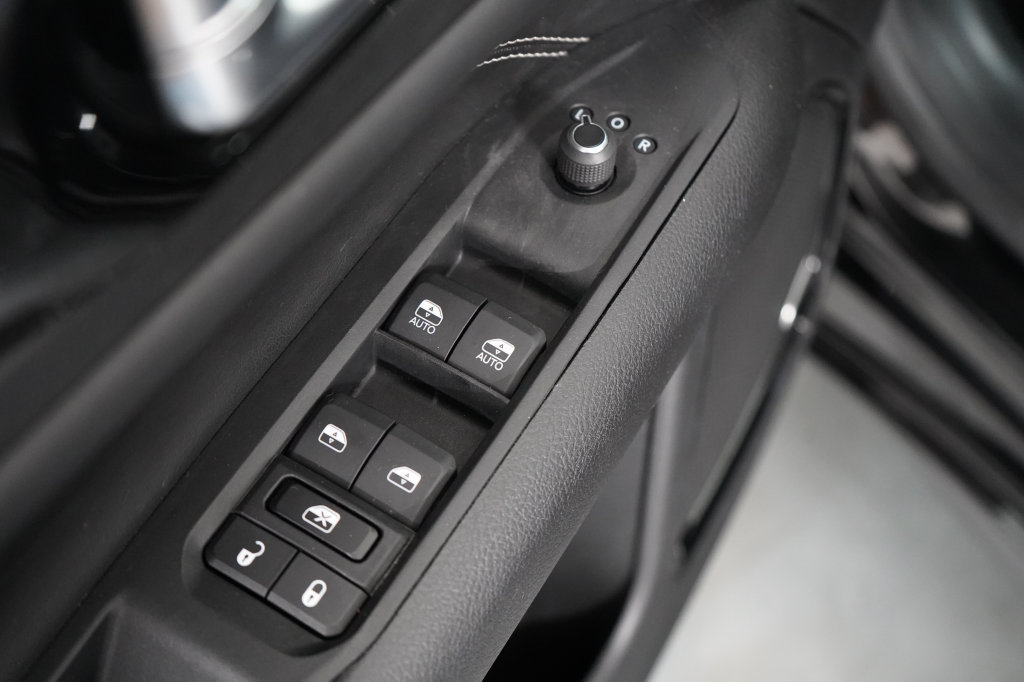 Used 2022 Jeep Compass High Altitude AWD/4WD image 17