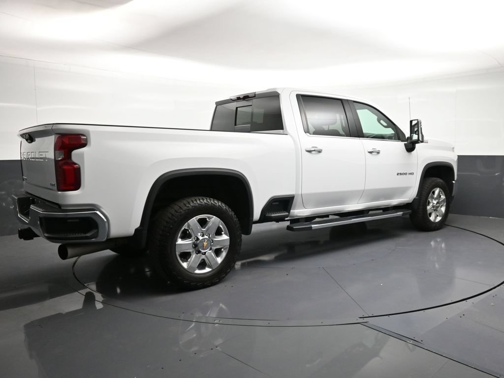 Used 2022 Chevrolet Silverado 2500 LTZ w/ LTZ Plus Package AWD/4WD image 5