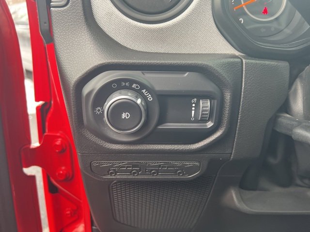 Used 2024 Jeep Wrangler Willys image 5