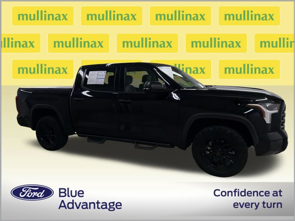 Used 2023 Toyota Tundra SR5 w/ SR5 Convenience Package AWD/4WD image 2