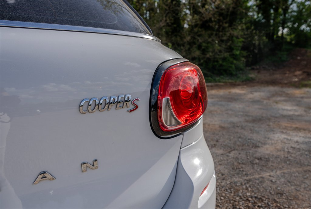 Used 2015 MINI Cooper Paceman S image 11