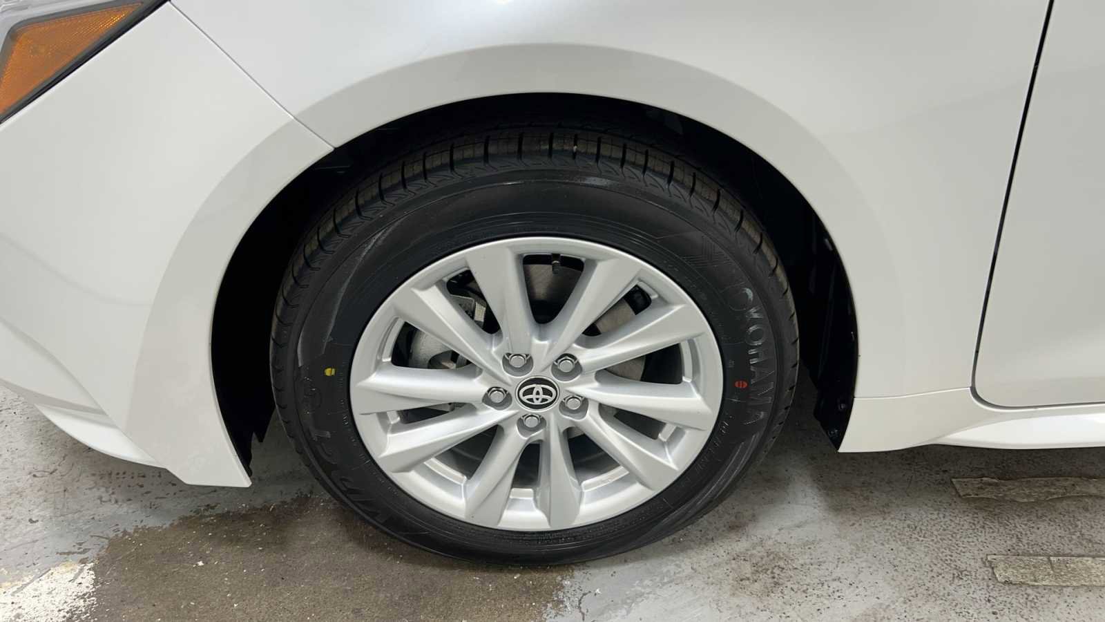 New 2024 Toyota Corolla LE image 10