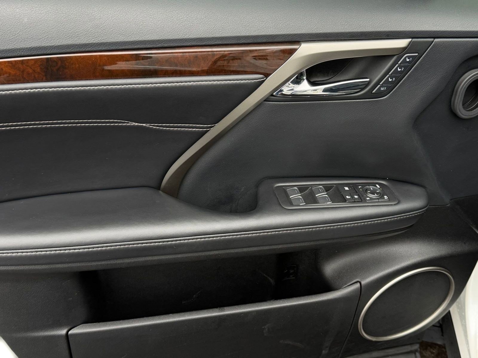 Used 2019 Lexus RX 350 AWD w/ Navigation Package image 12