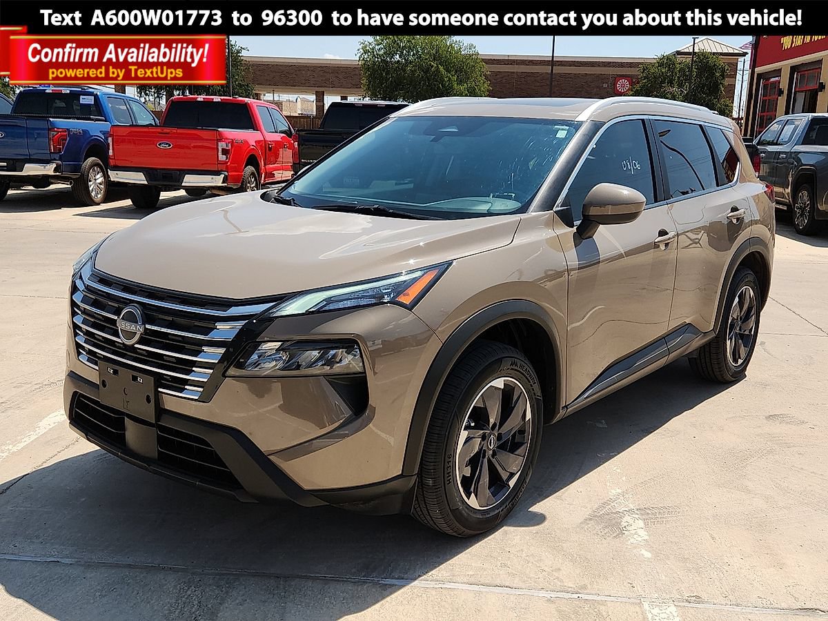 Used 2025 Nissan Rogue SV w/ SV Premium Package FWD image 1