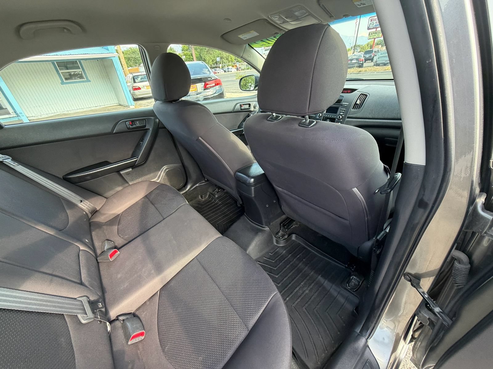 Used 2012 Kia Forte EX FWD image 19