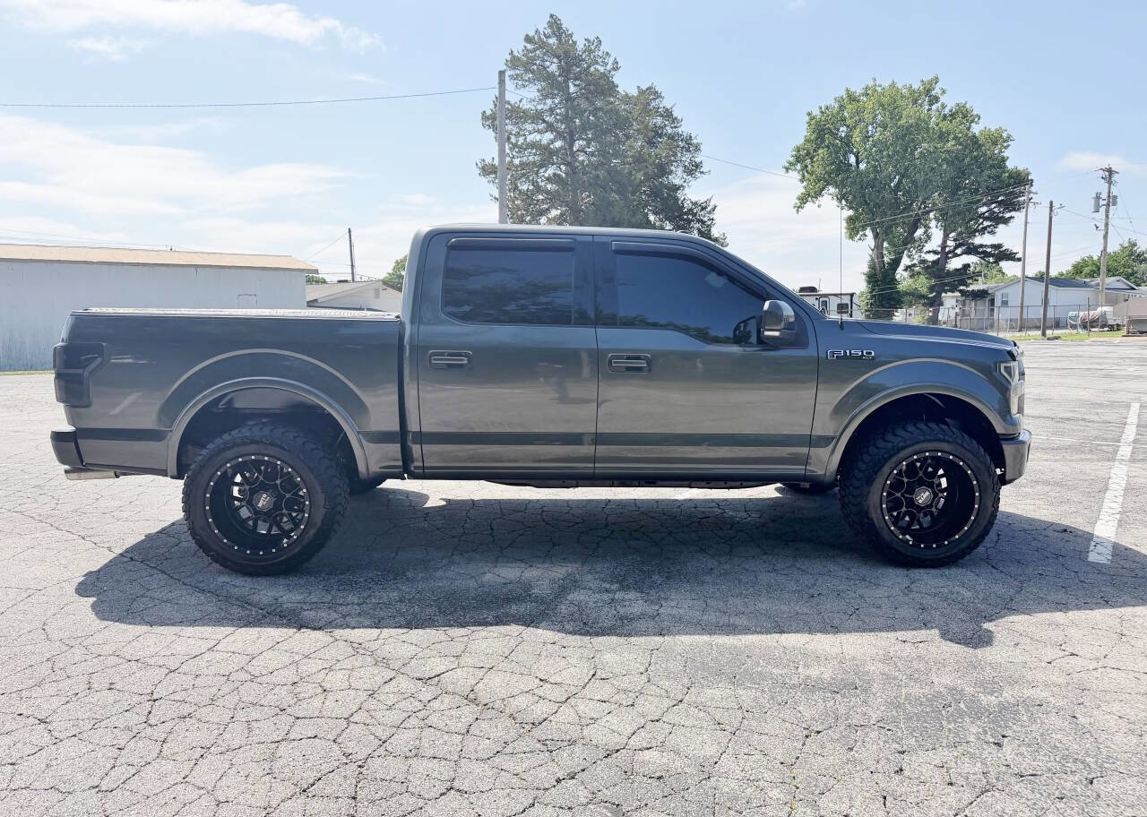 Used 2017 Ford F150 XLT w/ Equipment Group 302A Luxury AWD/4WD image 4