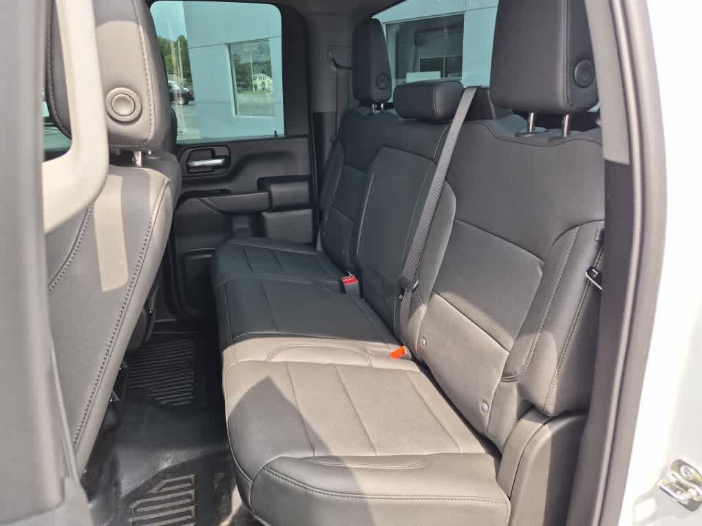 Used 2026 GMC Sierra 2500 Pro AWD/4WD image 7