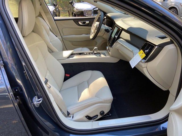 New 2026 Volvo V60 B5 Cross Country Plus w/ Climate Package image 17