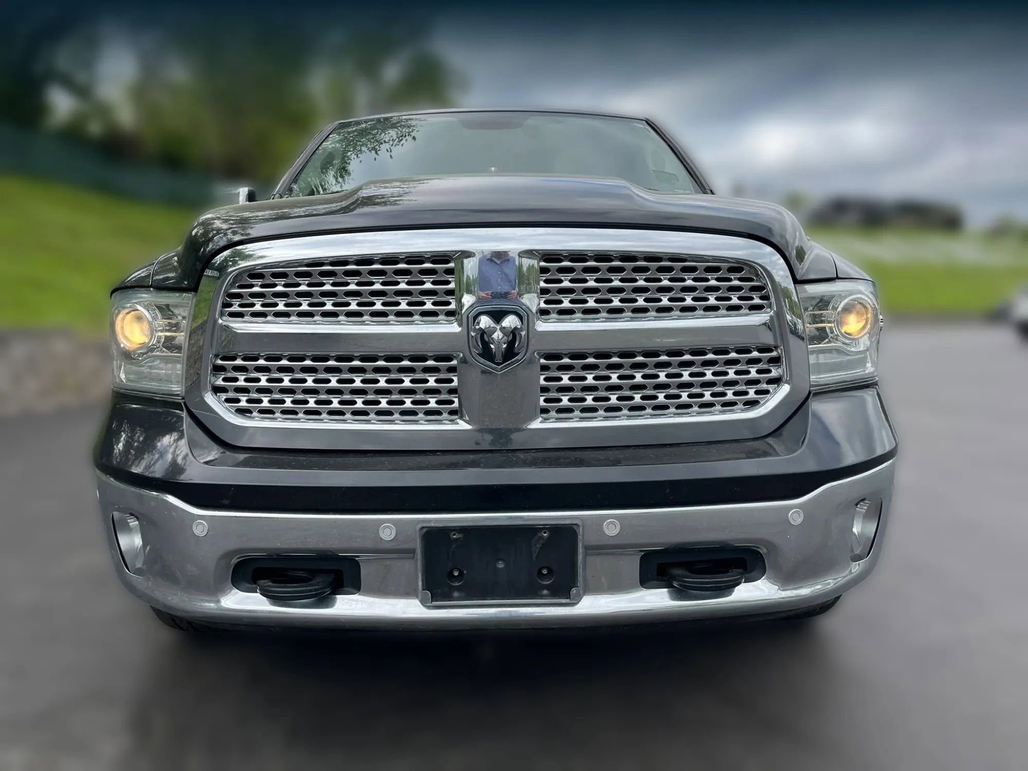 Used 2018 RAM 1500 Laramie w/ Convenience Group image 4