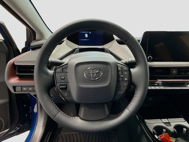 New 2025 Toyota Prius Plug-In Hybrid FWD image 11