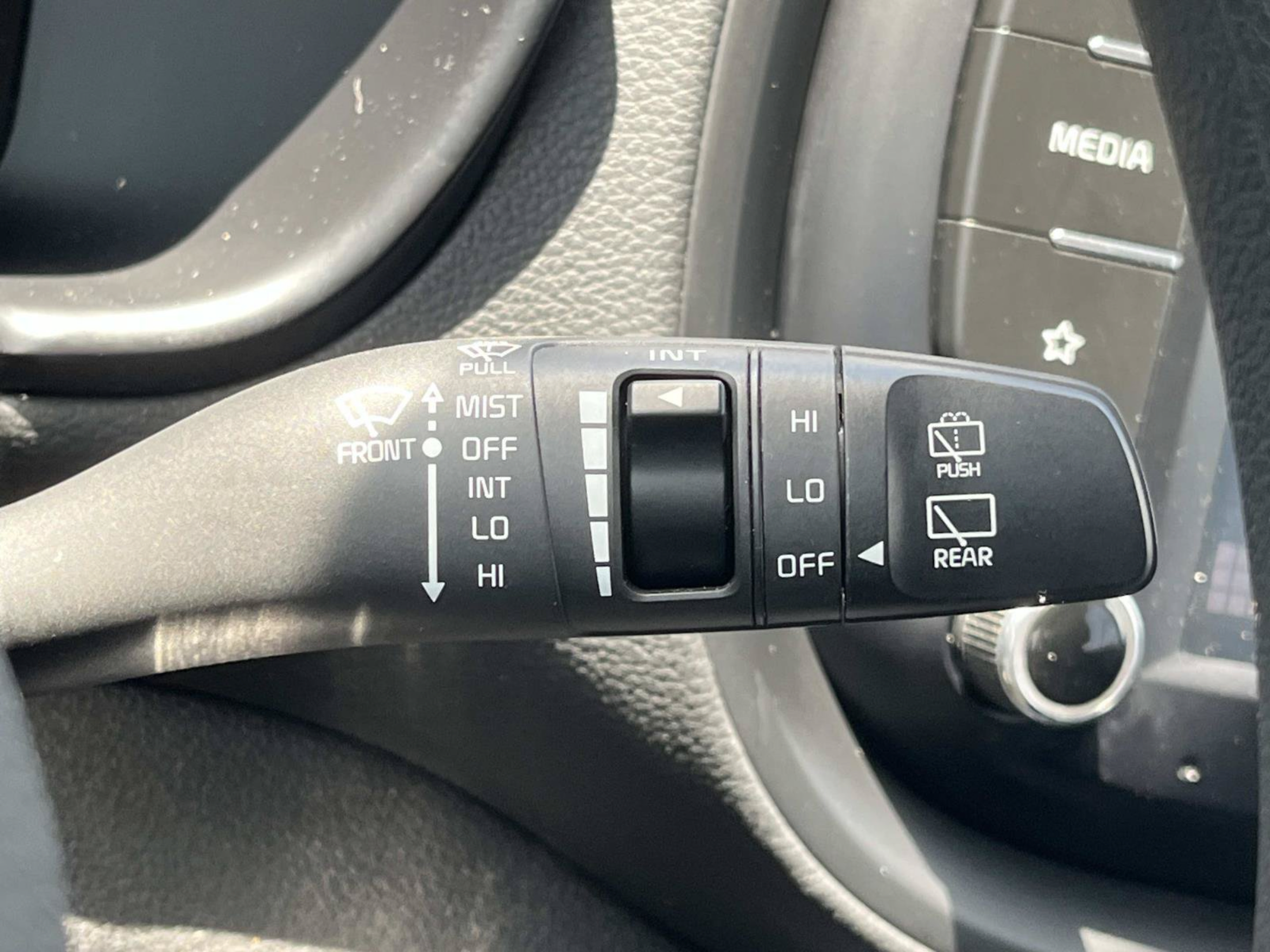 Used 2023 Kia Soul LX w/ Option Group 015 FWD image 35