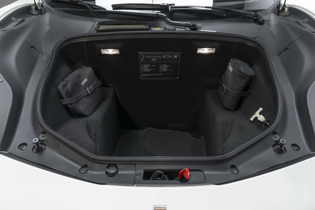 Used 2016 Ferrari 488 GTB image 43