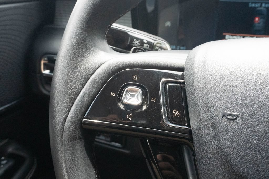 Used 2023 Lincoln Corsair FWD w/ Equipment Group 101A image 21