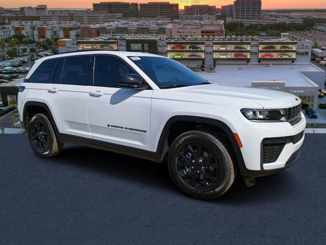 New 2026 Jeep Grand Cherokee Altitude AWD/4WD image 1