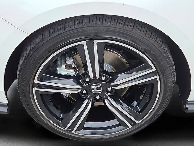 Used 2024 Honda Accord Sport image 9