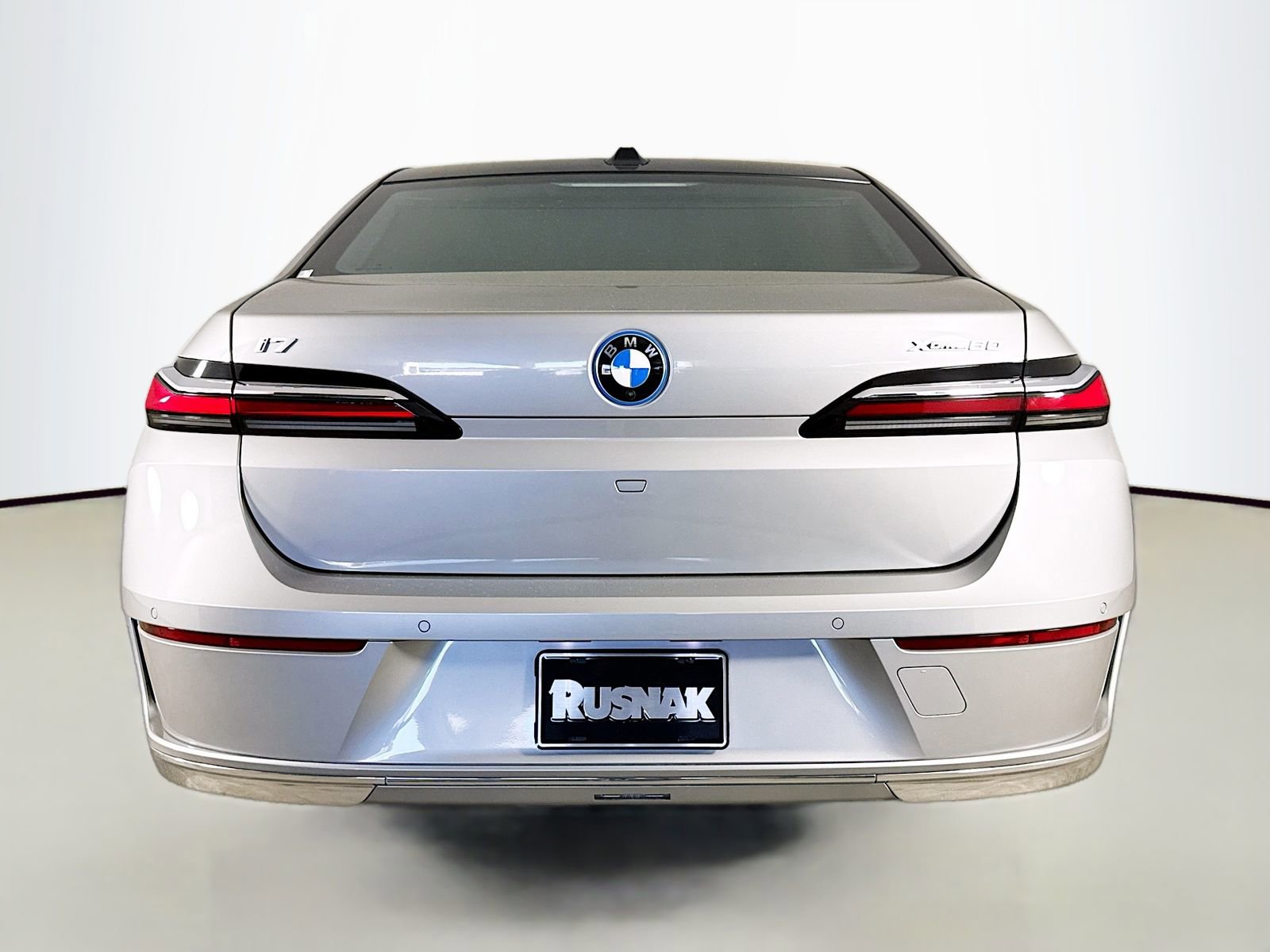 Certified 2023 BMW i7 xDrive60 image 6