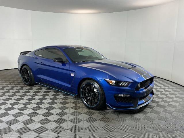 Used 2017 Ford Mustang Shelby GT350 w/ Electronics Package RWD image 3