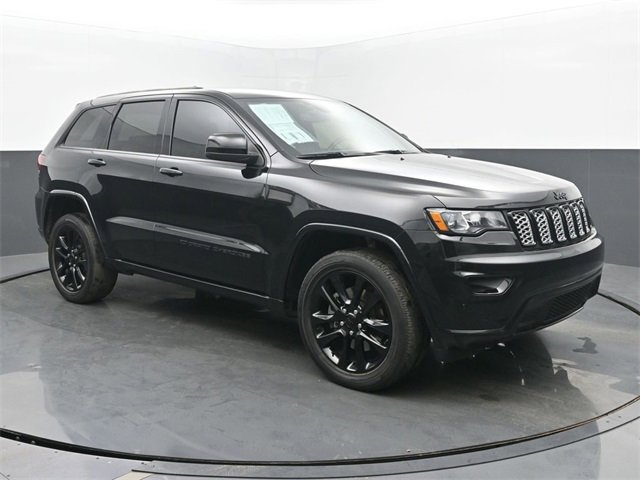 Used 2022 Jeep Grand Cherokee Laredo X image 7