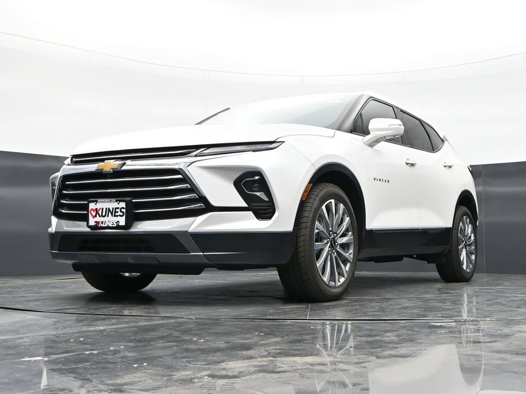 Used 2024 Chevrolet Blazer Premier w/ Driver Confidence II Package AWD/4WD image 46