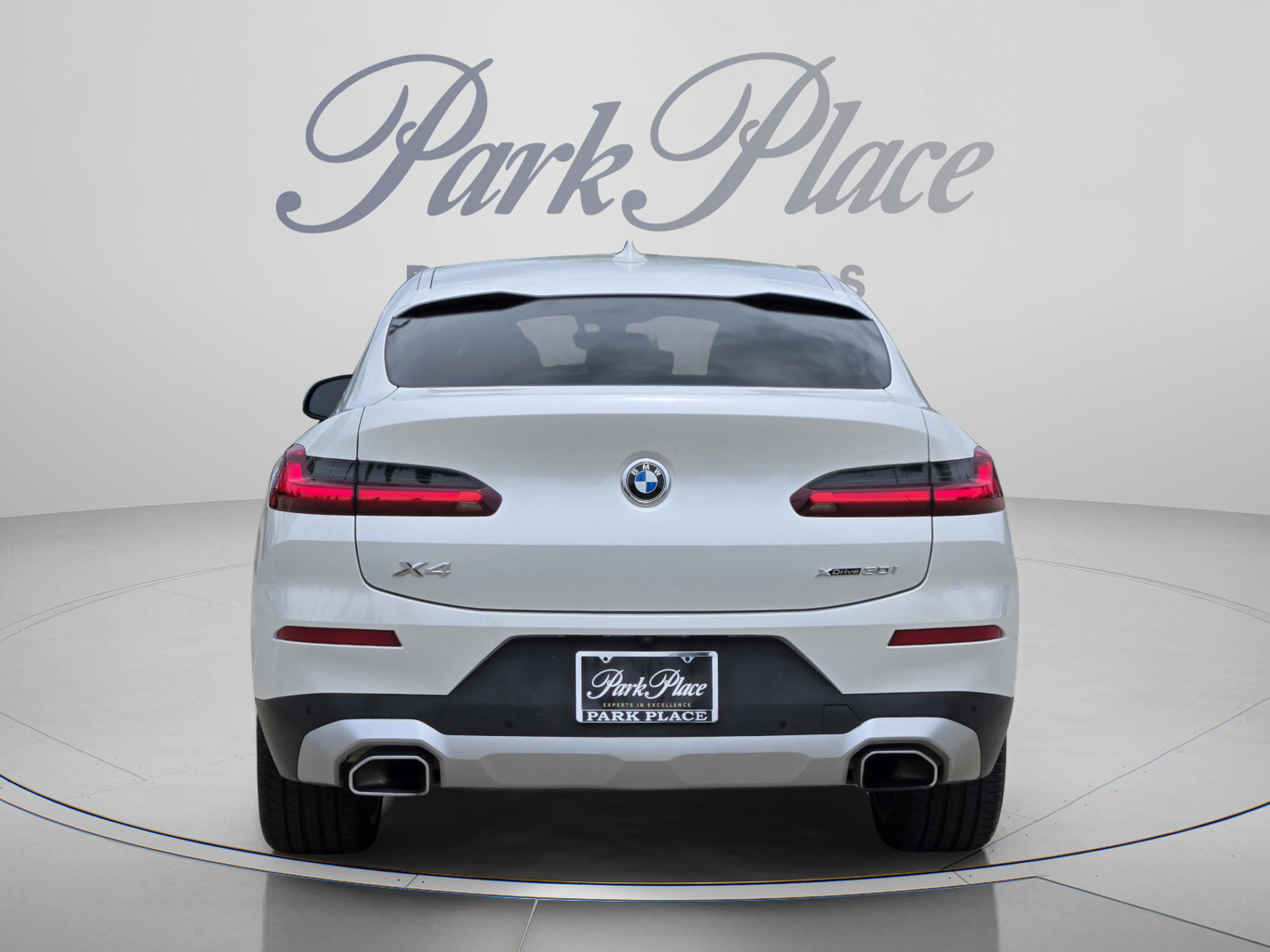 Used 2022 BMW X4 xDrive30i w/ Premium Package 2 AWD/4WD image 4