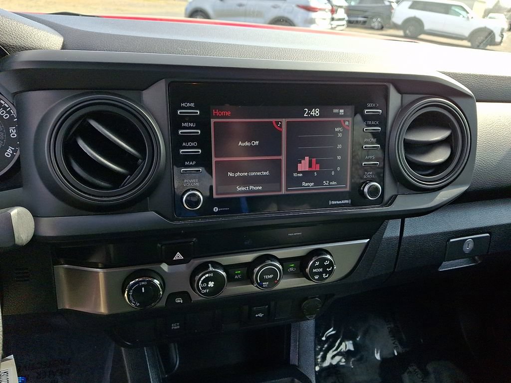 Used 2020 Toyota Tacoma SR AWD/4WD image 14