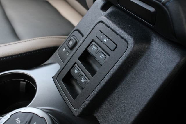 Used 2024 Ford Bronco Wildtrak image 17