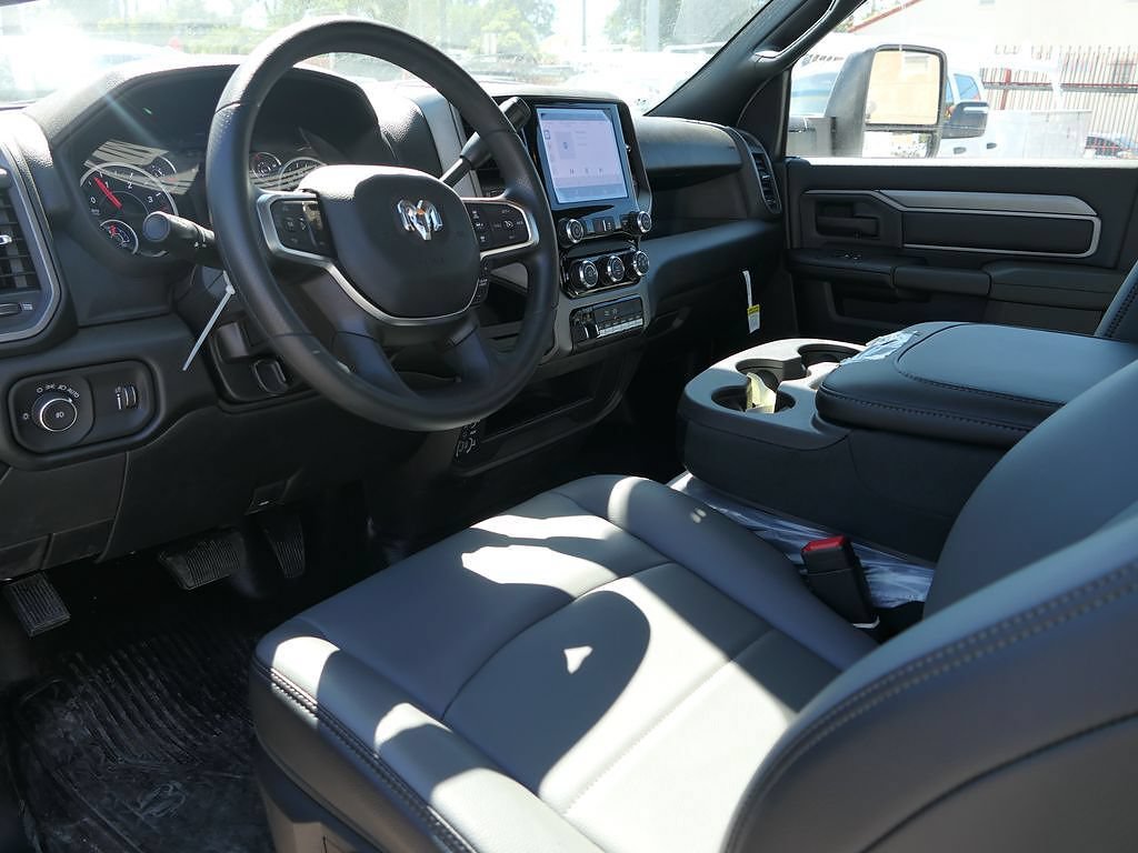 New 2026 RAM 5500 Tradesman w/ Chrome Appearance Group RWD image 12