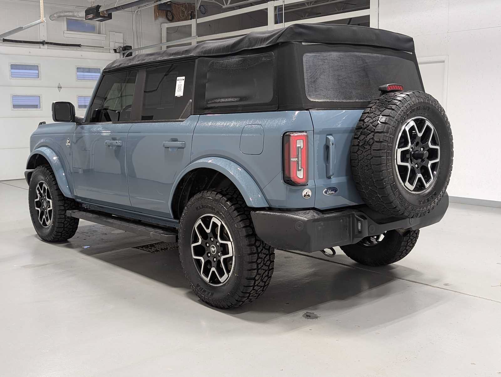 Used 2022 Ford Bronco Outer Banks AWD/4WD image 10