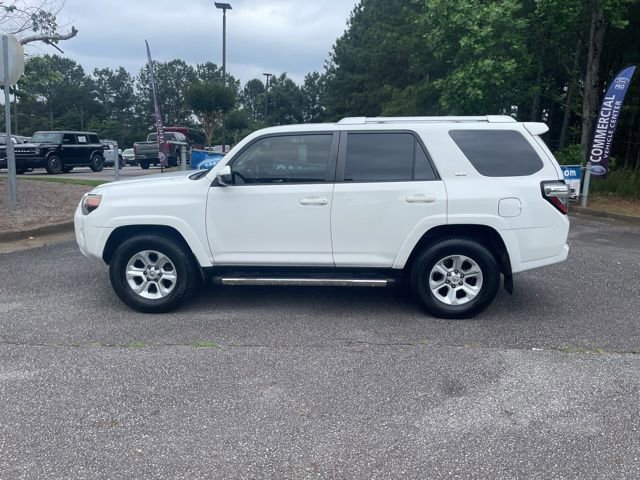 Used 2016 Toyota 4Runner SR5 AWD/4WD image 7
