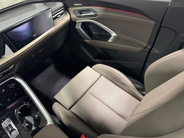 New 2026 Audi Q5 Premium AWD/4WD image 16