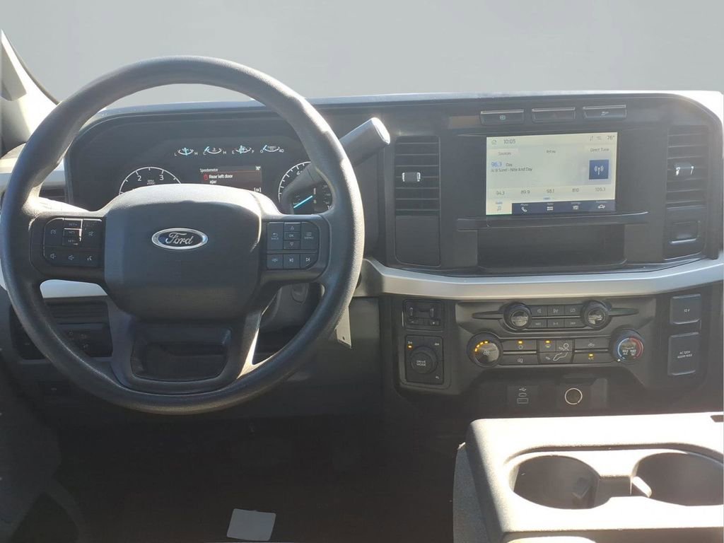 Used 2024 Ford F250 XLT AWD/4WD image 4