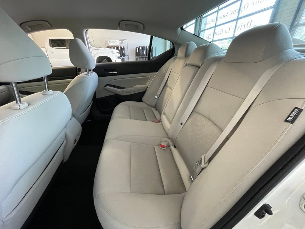 Used 2020 Nissan Altima 2.5 S FWD image 25