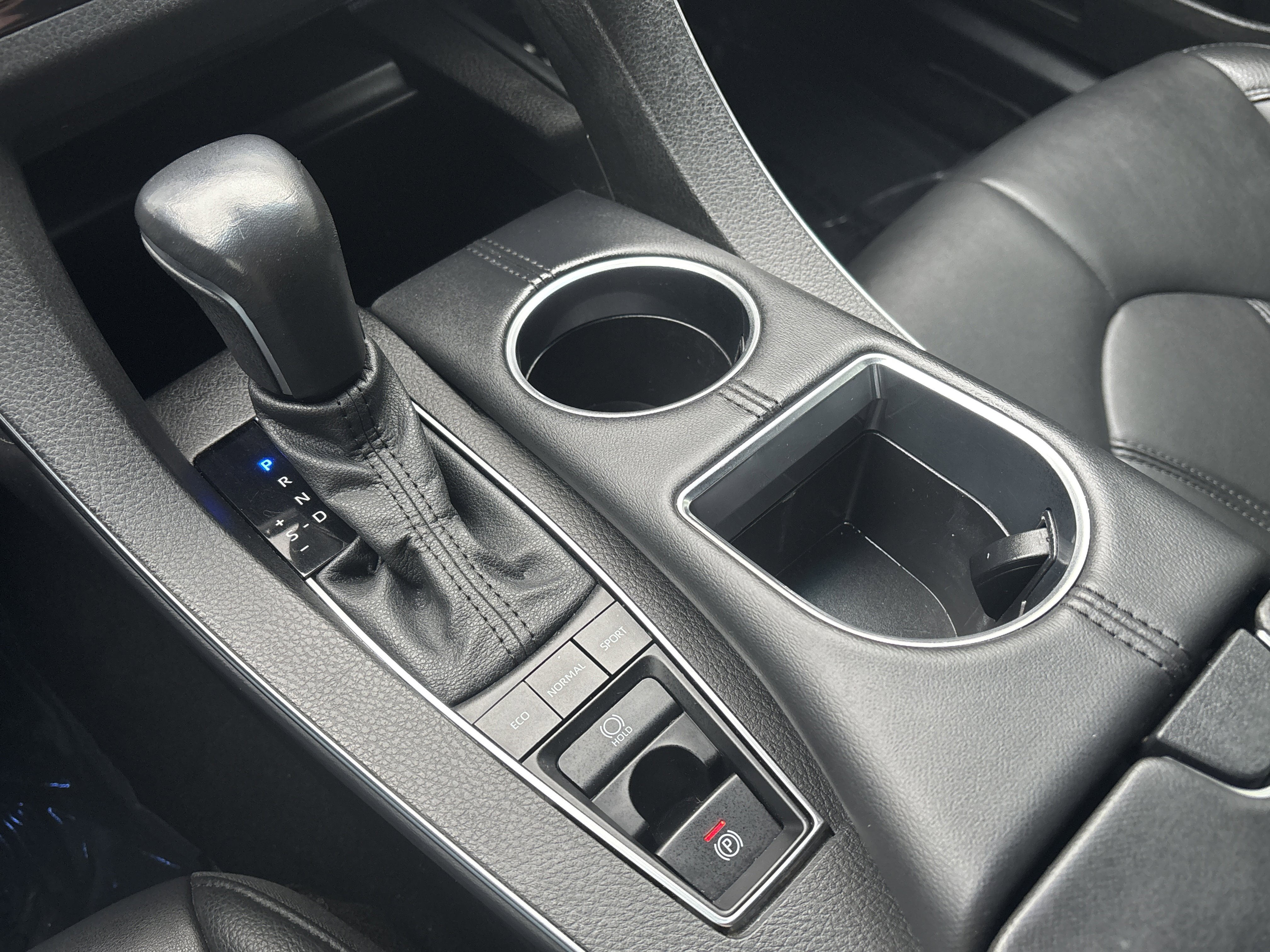 Used 2022 Toyota Avalon XLE FWD image 20