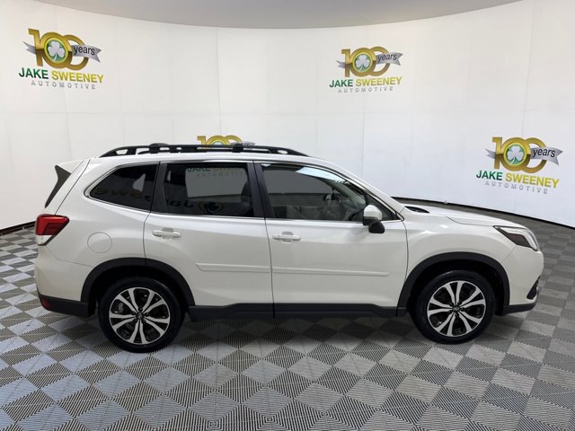 Used 2022 Subaru Forester Limited image 11