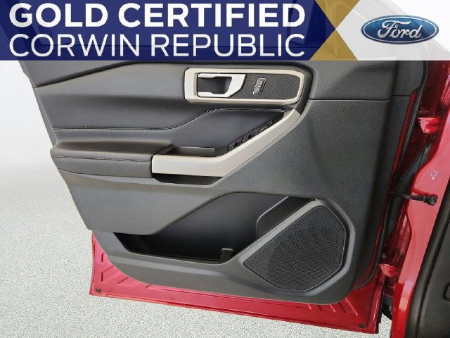 Certified 2024 Ford Explorer XLT AWD/4WD image 22