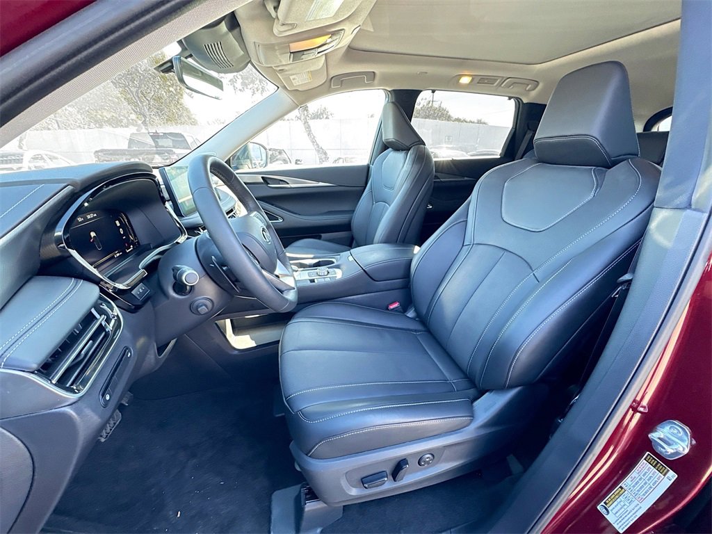 Used 2026 INFINITI QX60 Luxe w/ Cargo Package image 23