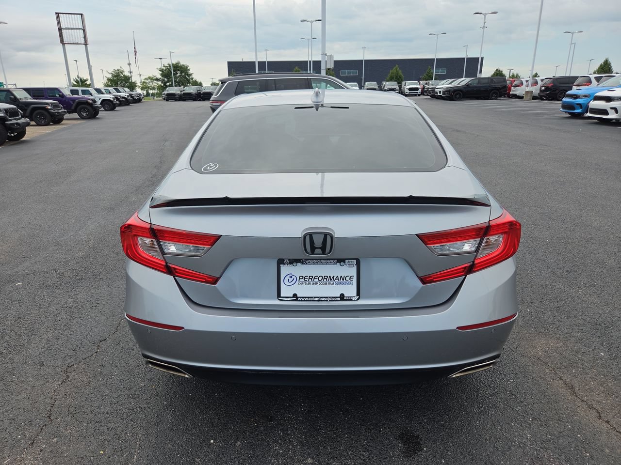Used 2020 Honda Accord Touring image 6