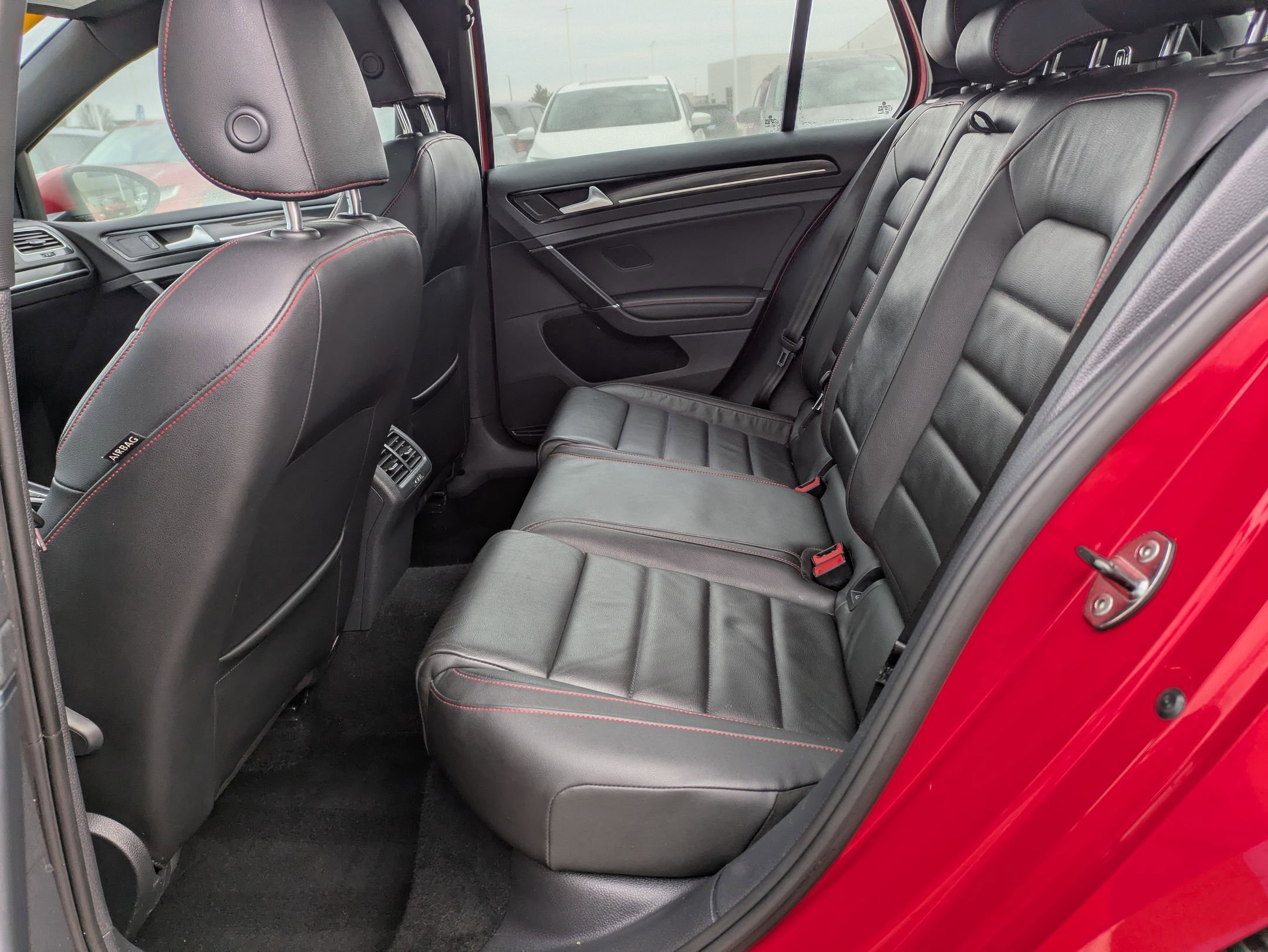 Used 2016 Volkswagen GTI SE w/ Driver Assistance Package image 22