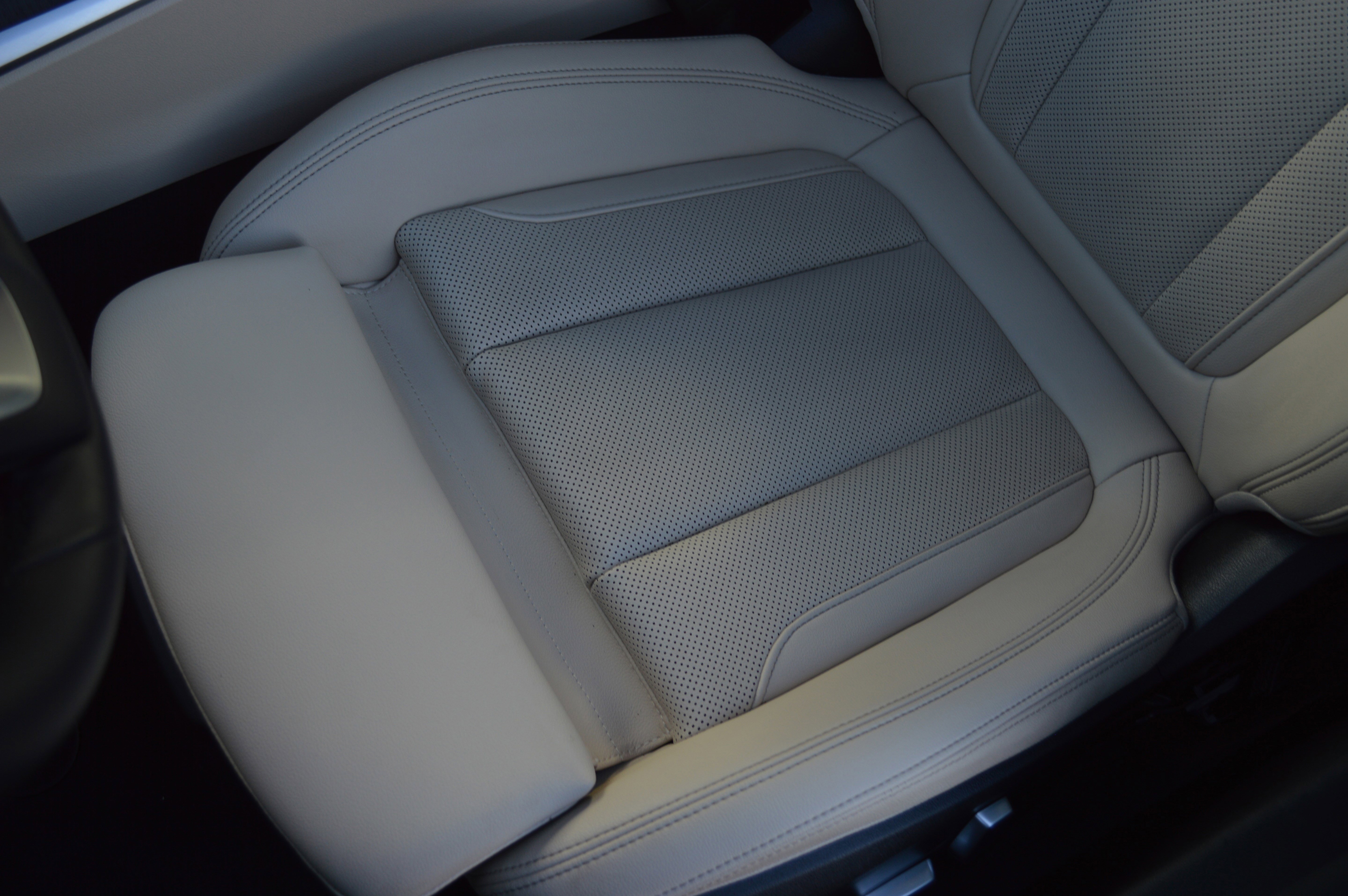 Certified 2023 BMW 330i xDrive Sedan w/ Premium Package image 26