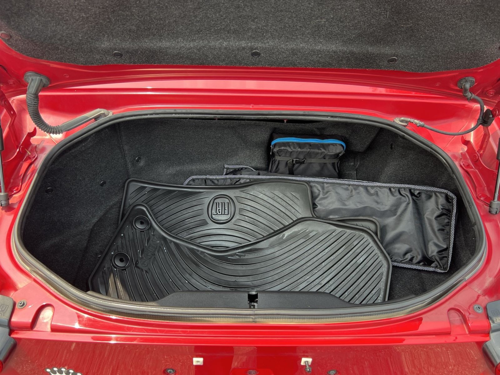 Used 2019 FIAT 124 Spider Abarth w/ Convenience Group RWD image 22