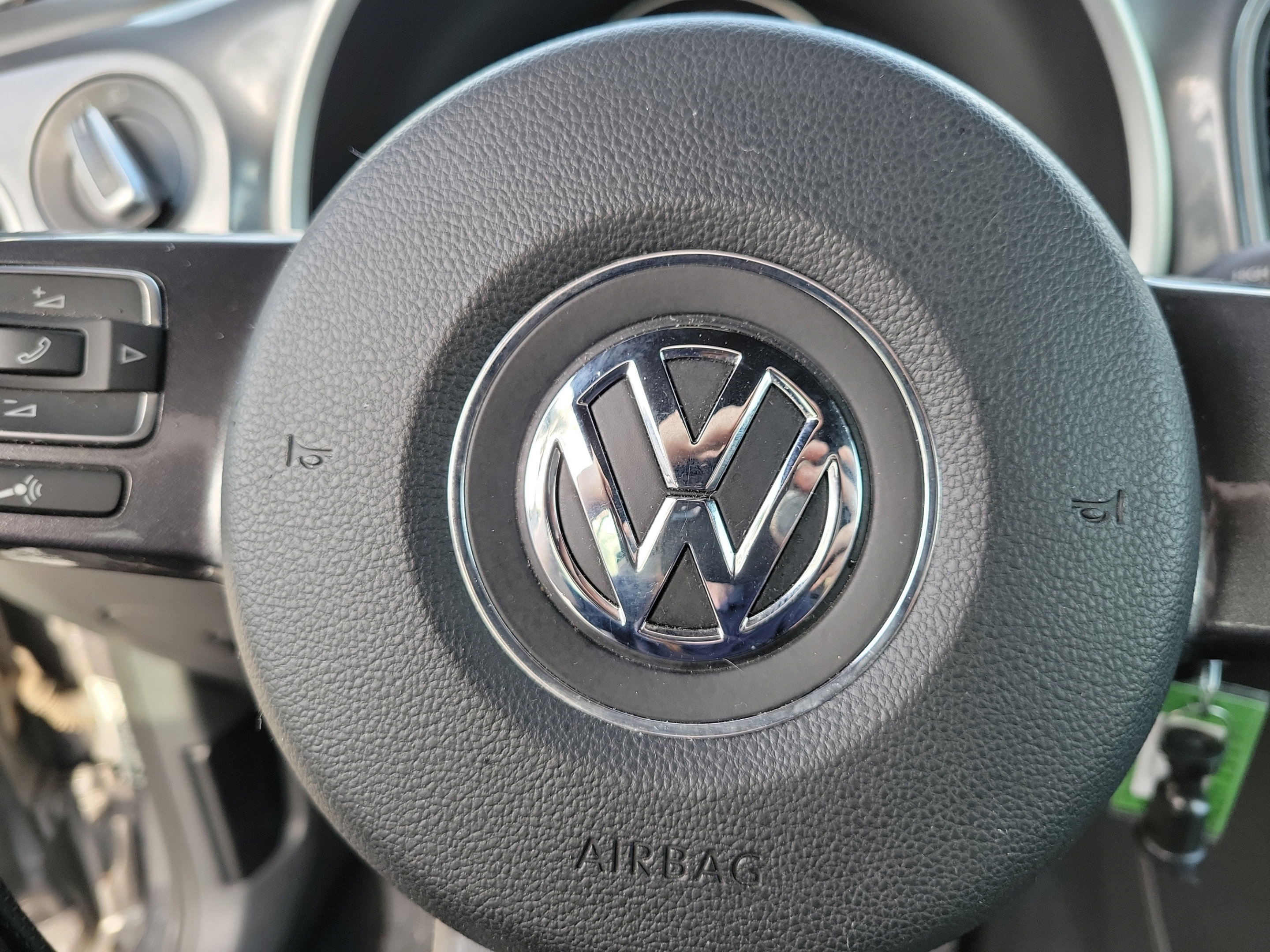 Used 2014 Volkswagen Beetle 2.5 FWD image 24