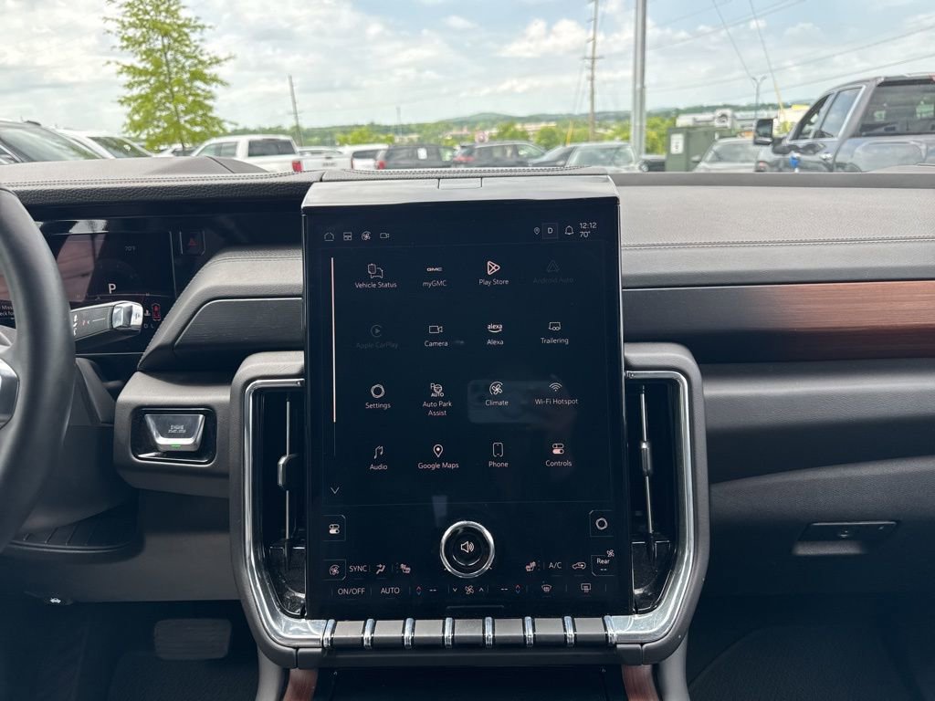 Used 2025 GMC Yukon Denali AWD/4WD image 22