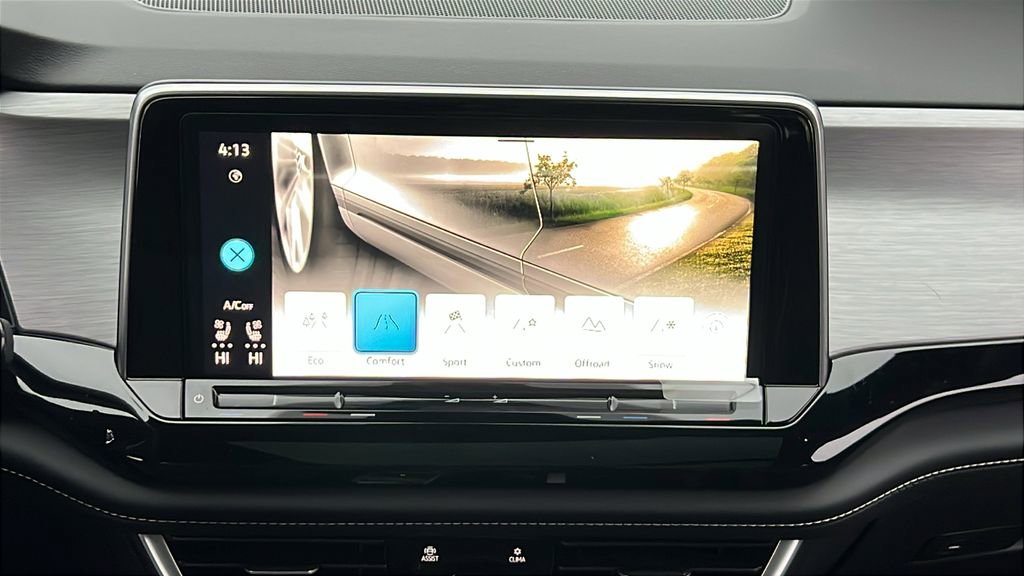 New 2026 Volkswagen Atlas Cross Sport SE image 26