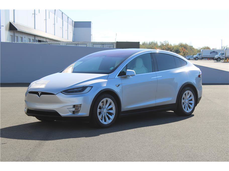 Used 2018 Tesla Model X 75D AWD/4WD image 1