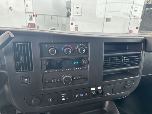 New 2025 Chevrolet Express 3500 w/ Power Convenience Package RWD image 16