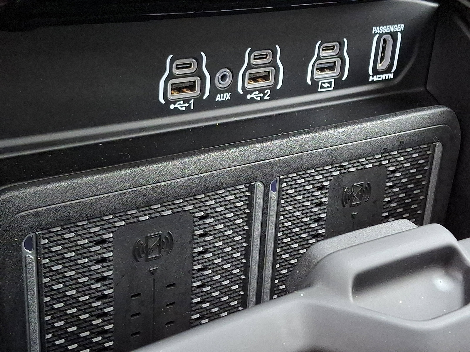 Used 2025 RAM 2500 Limited image 26