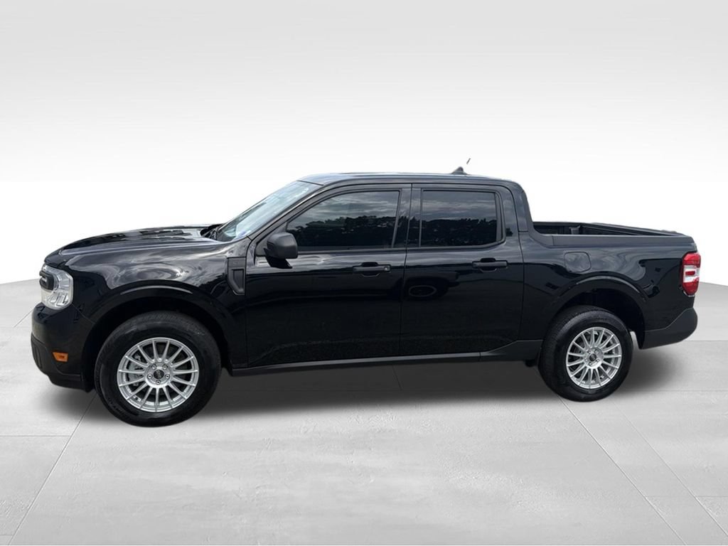 Used 2024 Ford Maverick XL FWD image 2
