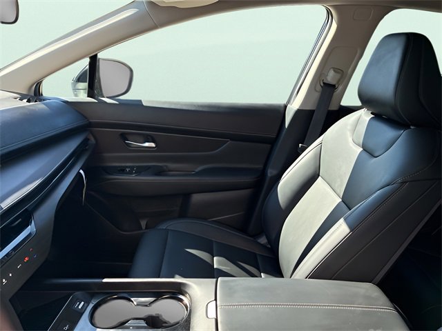 Used 2025 Nissan Murano SV image 17